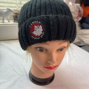 Canada Weather Gear Black Knit Beanie